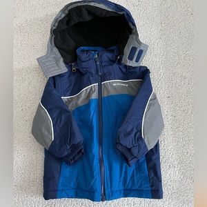 Weatherproof kids coat/jacket